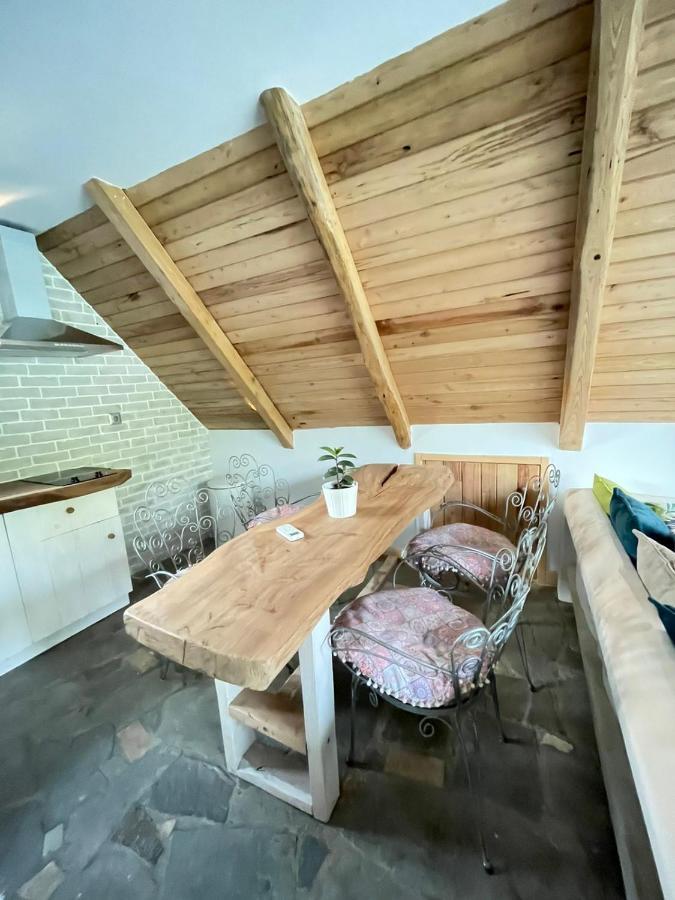 Unique Wooden Villa With Pool Олімпіада Екстер'єр фото